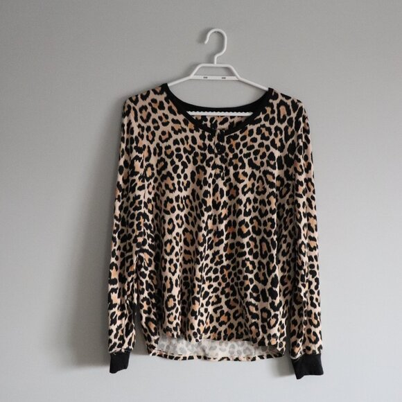 Kate Spade Leopard Print Black Medium 2-Piece Henley Jogger Pj Lounge Set - Picture 2 of 15
